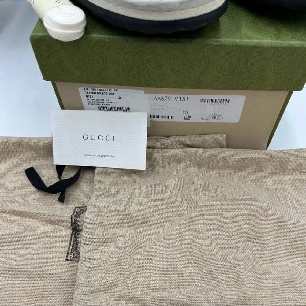 Gucci absolutely brand